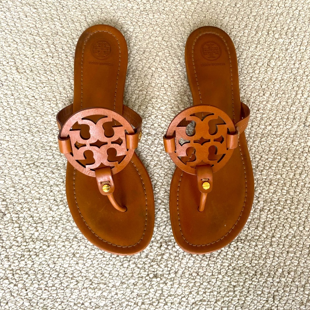 Tory Burch - Great Neutral Slide!
